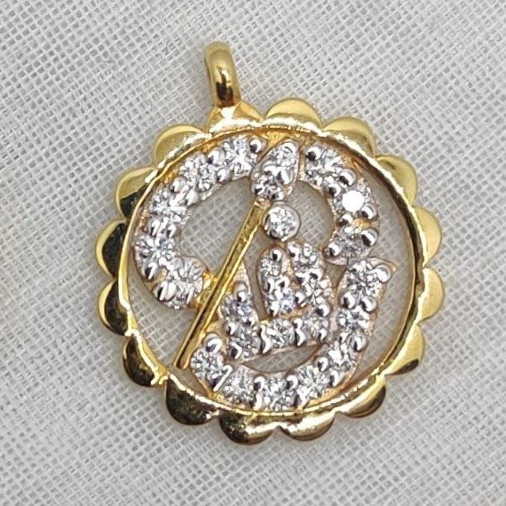 18Kt Yellow Gold South Indian Style OM Pendant