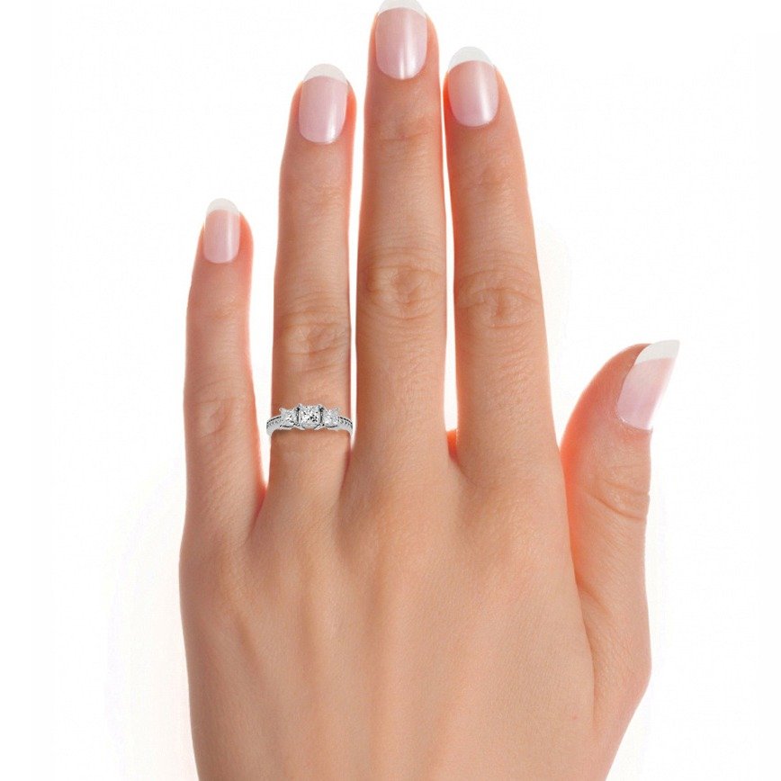 22Kt White Gold Diamond Ring 